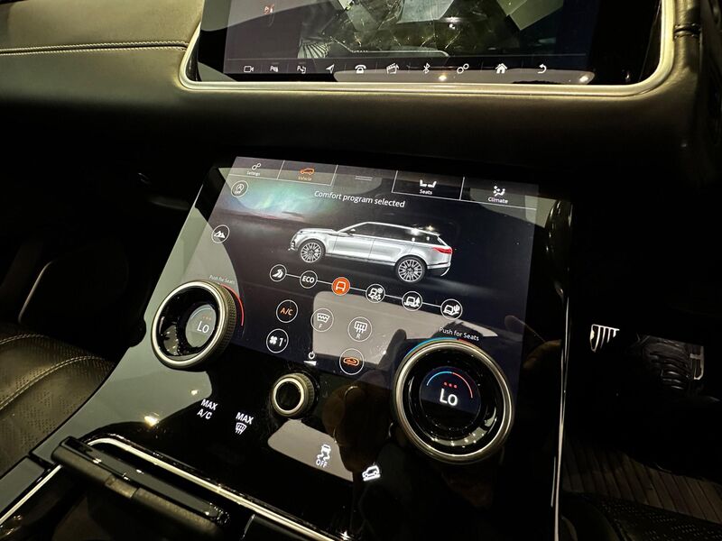LAND ROVER RANGE ROVER VELAR