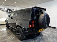 LAND ROVER DEFENDER 110