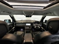 LAND ROVER DEFENDER 110