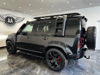 LAND ROVER DEFENDER 110