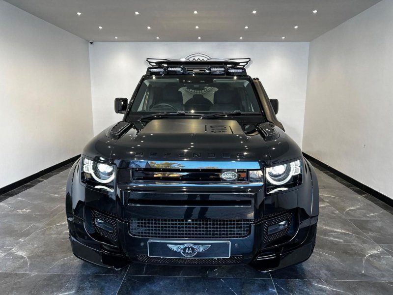 LAND ROVER DEFENDER 110