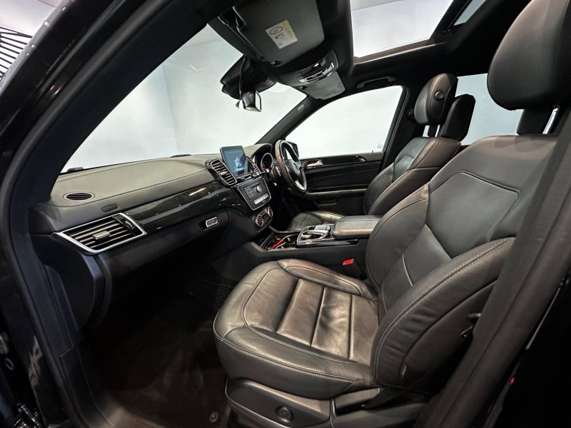 MERCEDES-BENZ GLS
