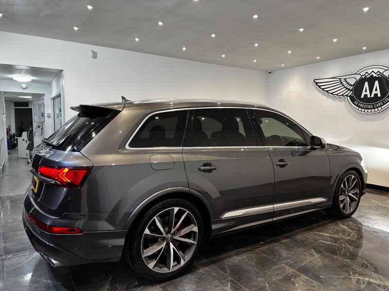 AUDI SQ7