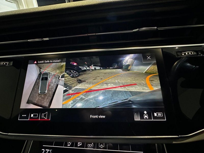 AUDI SQ7