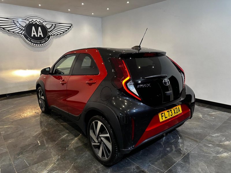 TOYOTA AYGO X