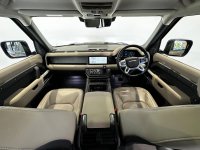 LAND ROVER DEFENDER 110
