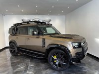 LAND ROVER DEFENDER 110