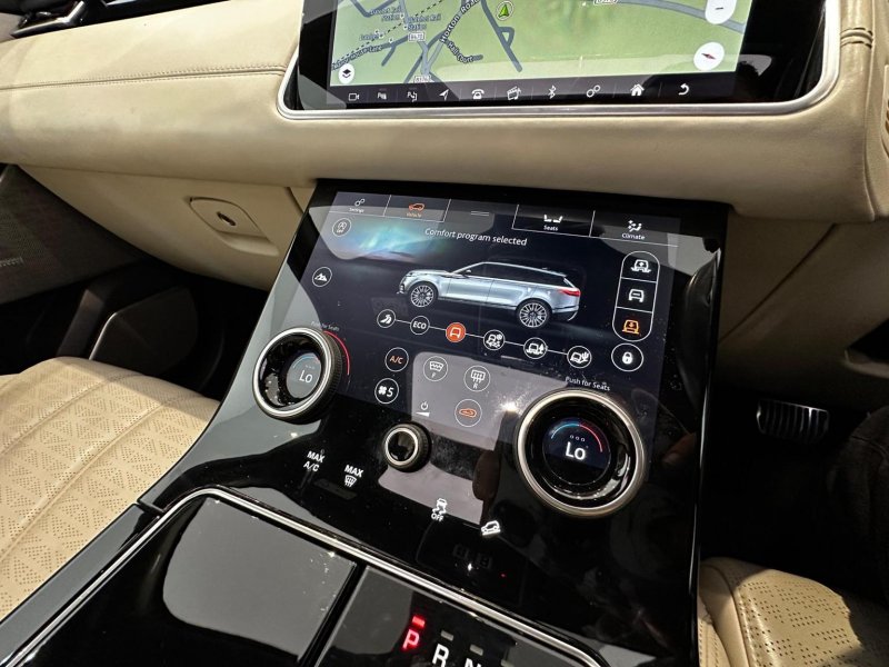 LAND ROVER RANGE ROVER VELAR