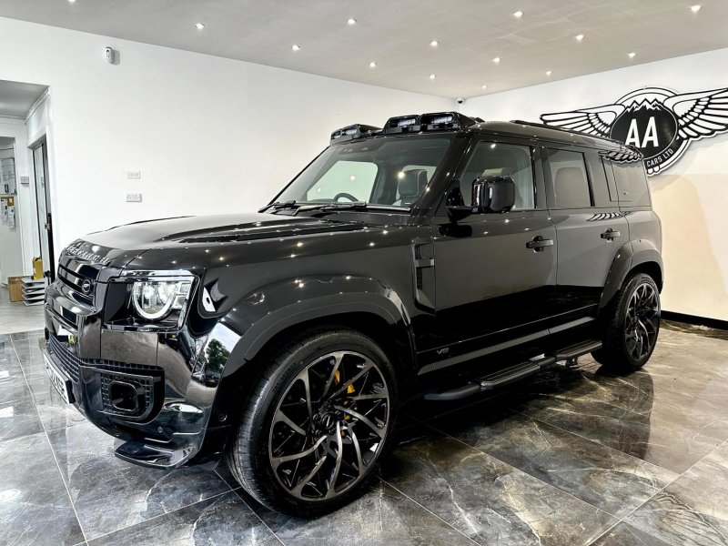 LAND ROVER DEFENDER 110