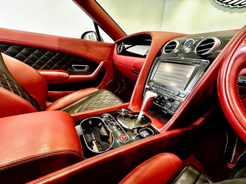 BENTLEY CONTINENTAL
