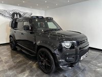 LAND ROVER DEFENDER 110