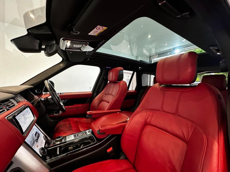 LAND ROVER RANGE ROVER