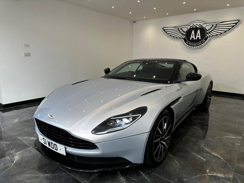 ASTON MARTIN DB11