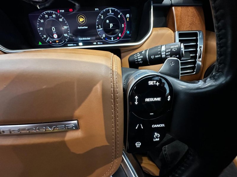 LAND ROVER RANGE ROVER